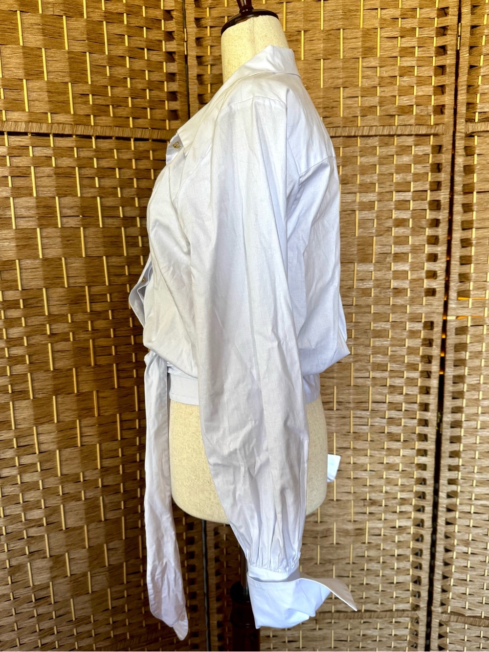 NWOT Azayla white cotton tie waist Saline blouse XL - Picture 8 of 12